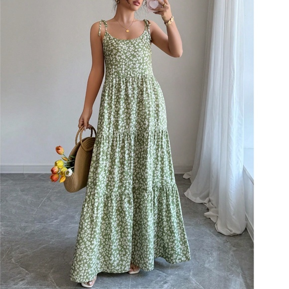 Boho Floral Print High Waisted Ruffle Hem Cami Maxi Dress - Picture 1 of 4